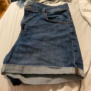 Like new old navy boyfriend Jean shorts